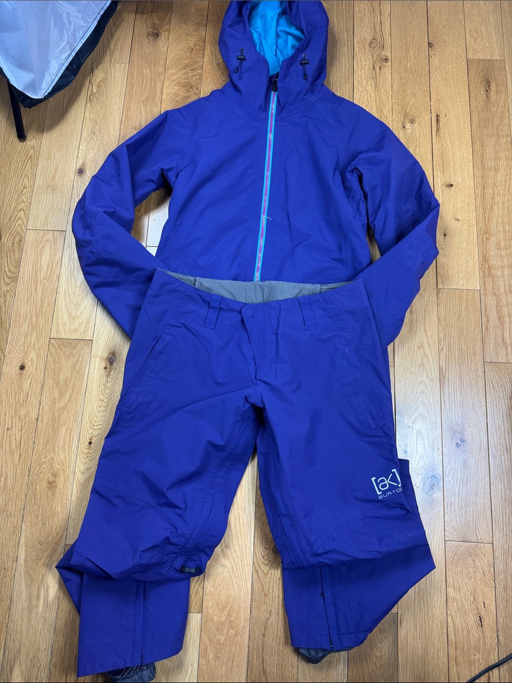 Burton [ak] Gore-Tex Jacket AND Pants